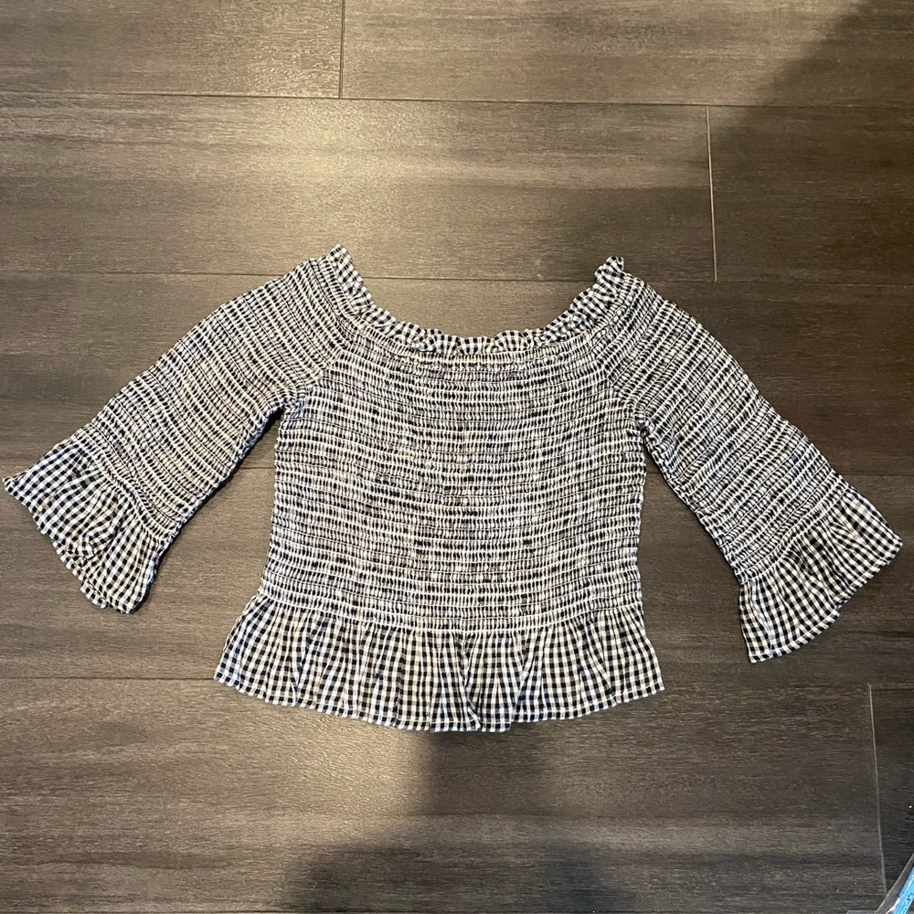 American Eagle women’s size extra small scrunched crop top